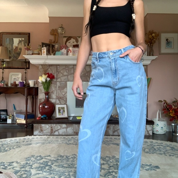 Hollister Hearts Ultra High-Rise Dad Jeans - Picture 3 of 11